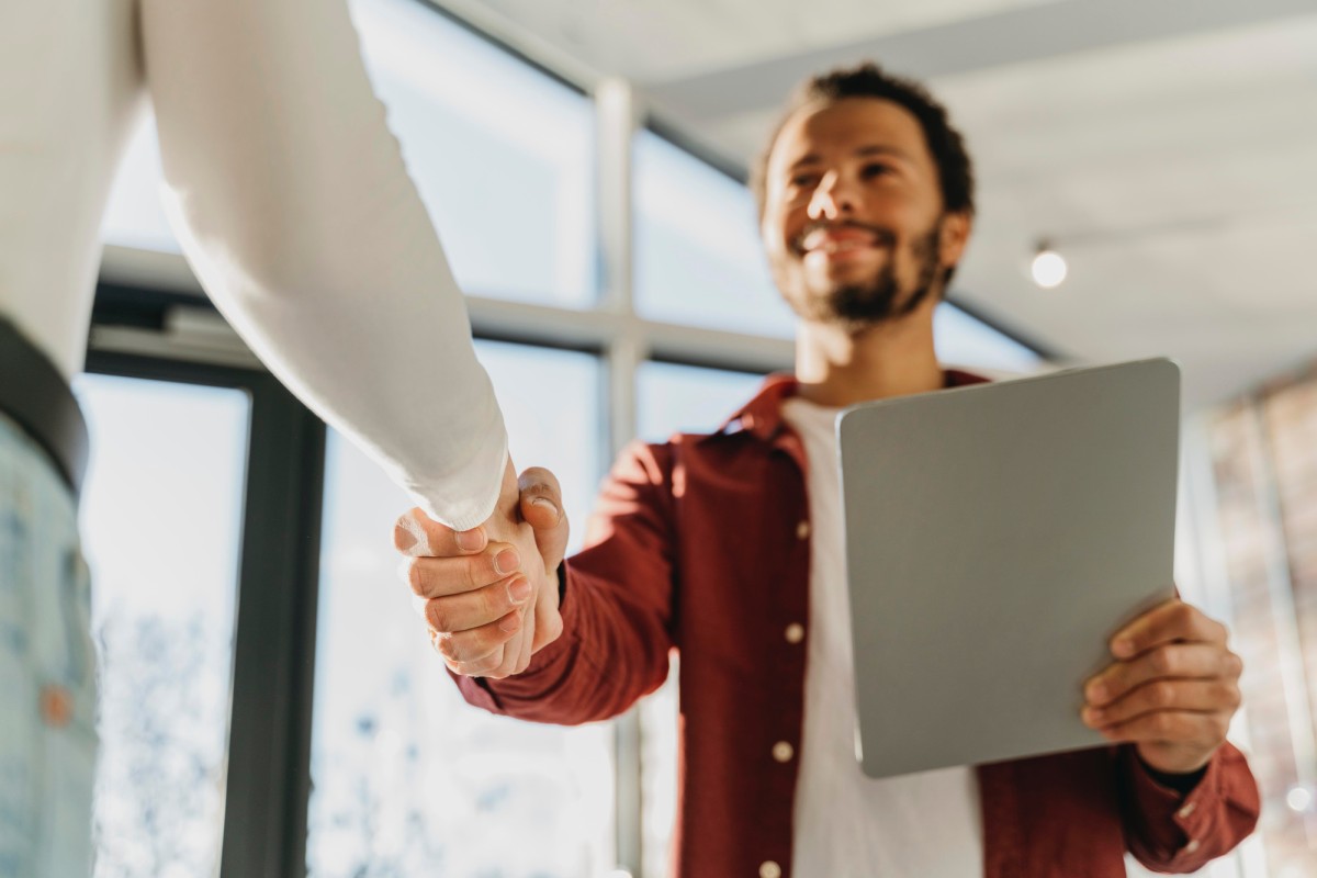 Comprar piso con deudas de la comunidad de propietarios