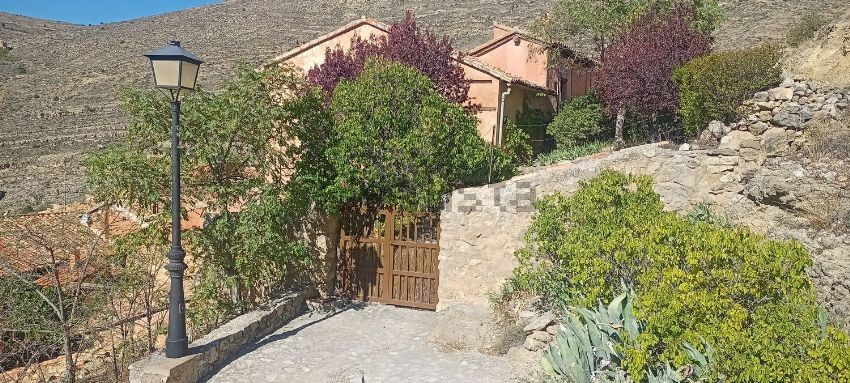 Casa de pueblo en venta