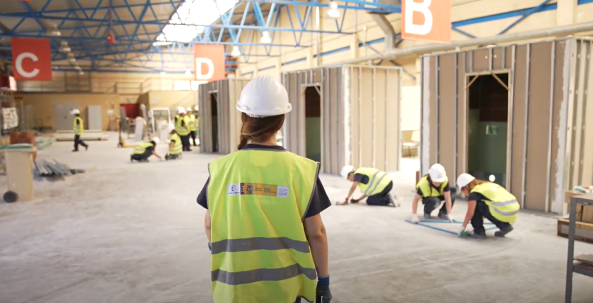 Las mujeres en la construcción ya suponen el 11,2% de la fuerza laboral en 2023