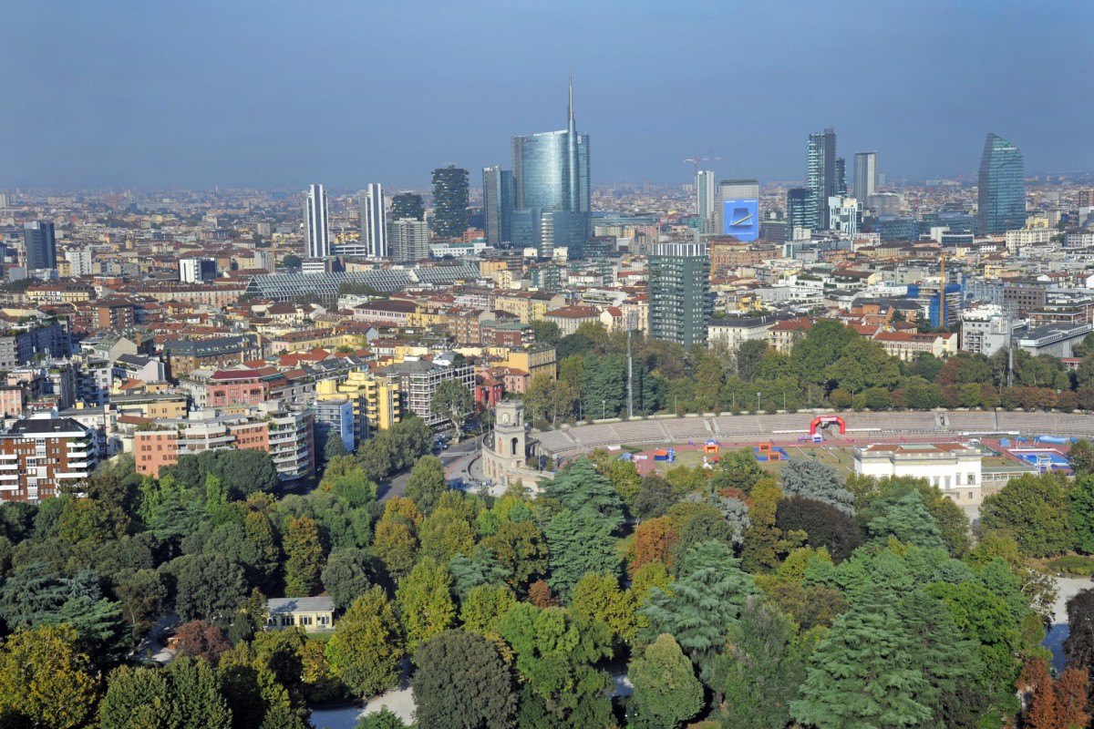 Milán