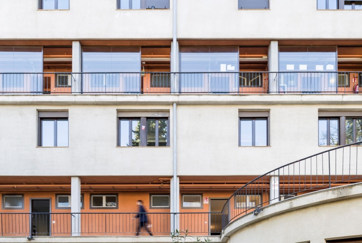 Barcelona rehabilitará tres edificios de la mano de Salas y Habitat3 para destinarlos a alquiler social 