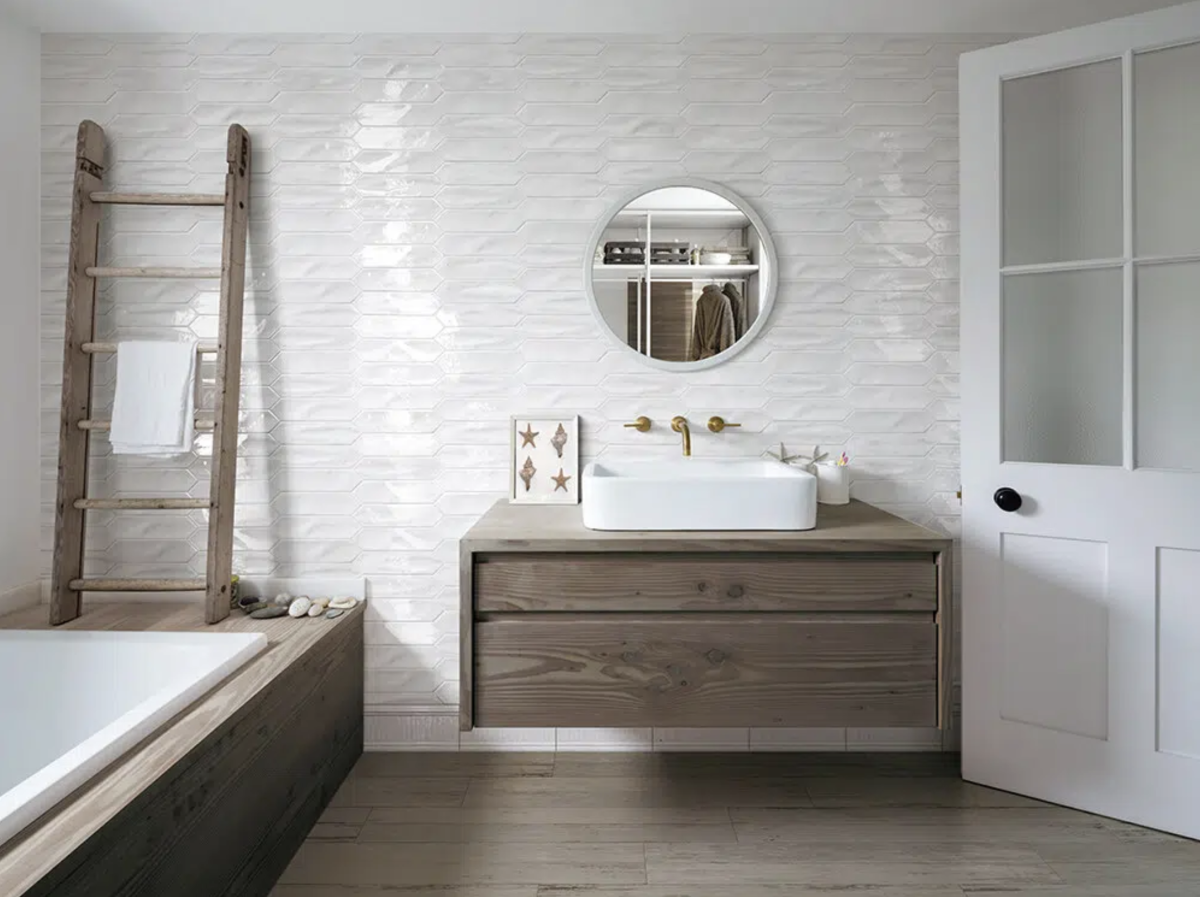 Los suelos porcelánicos son los más demandados en el baño