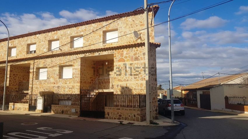 Chalet adosado en venta en Pulgar