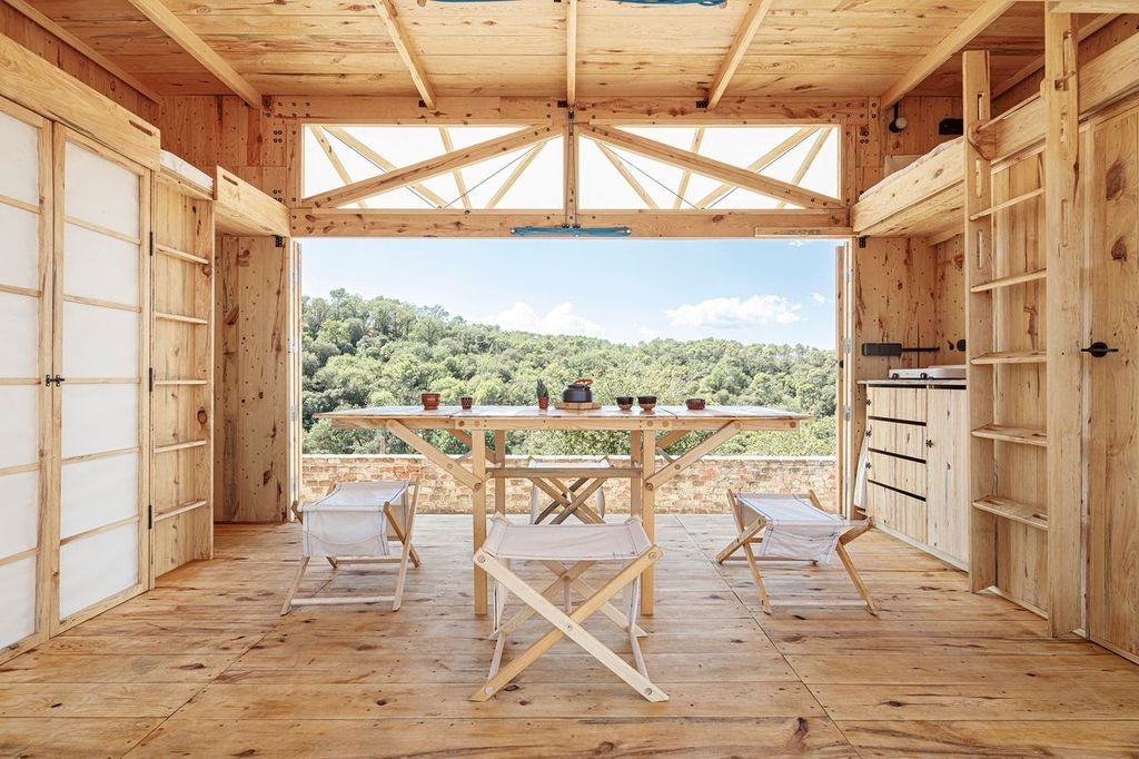 Esta es la vivienda móvil con madera de kilómetro cero diseñada por estudiantes catalanes
