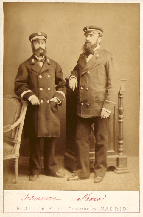 Ordenanza y mozo del Banco de España