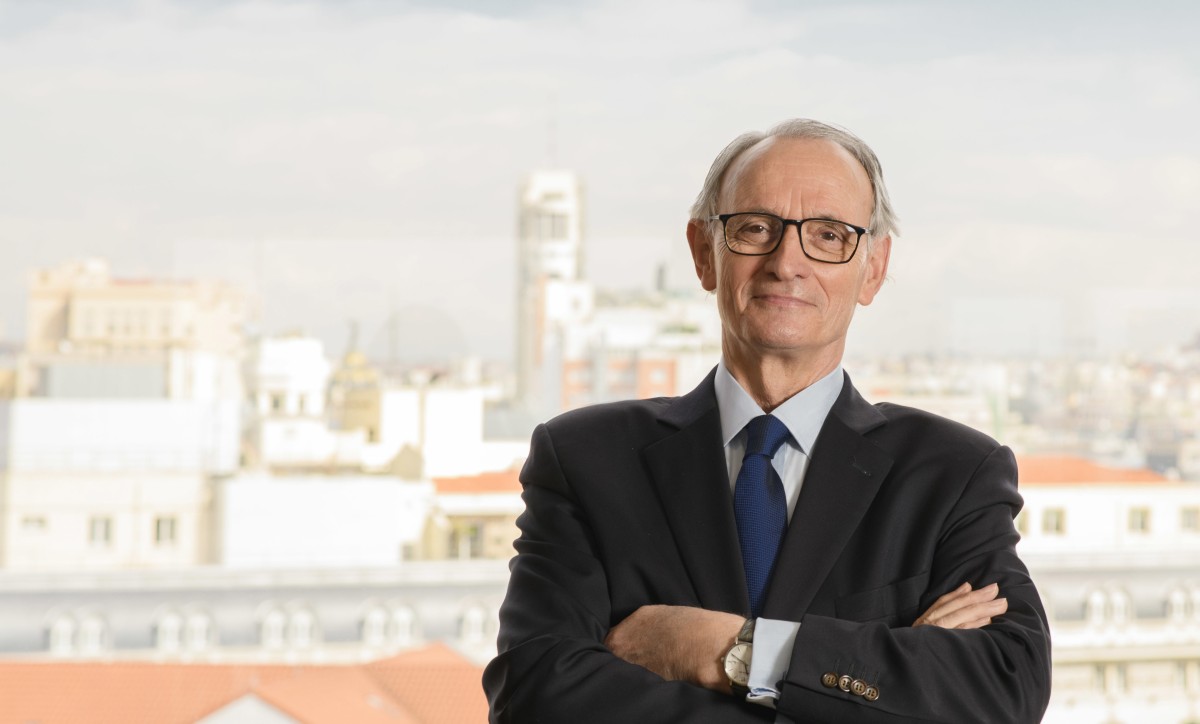 Archivo - El presidente del Consejo Económico y Social (CES), Antón Costas. 