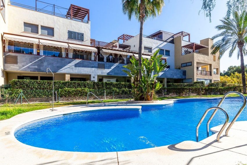 Bajo en venta en Almería