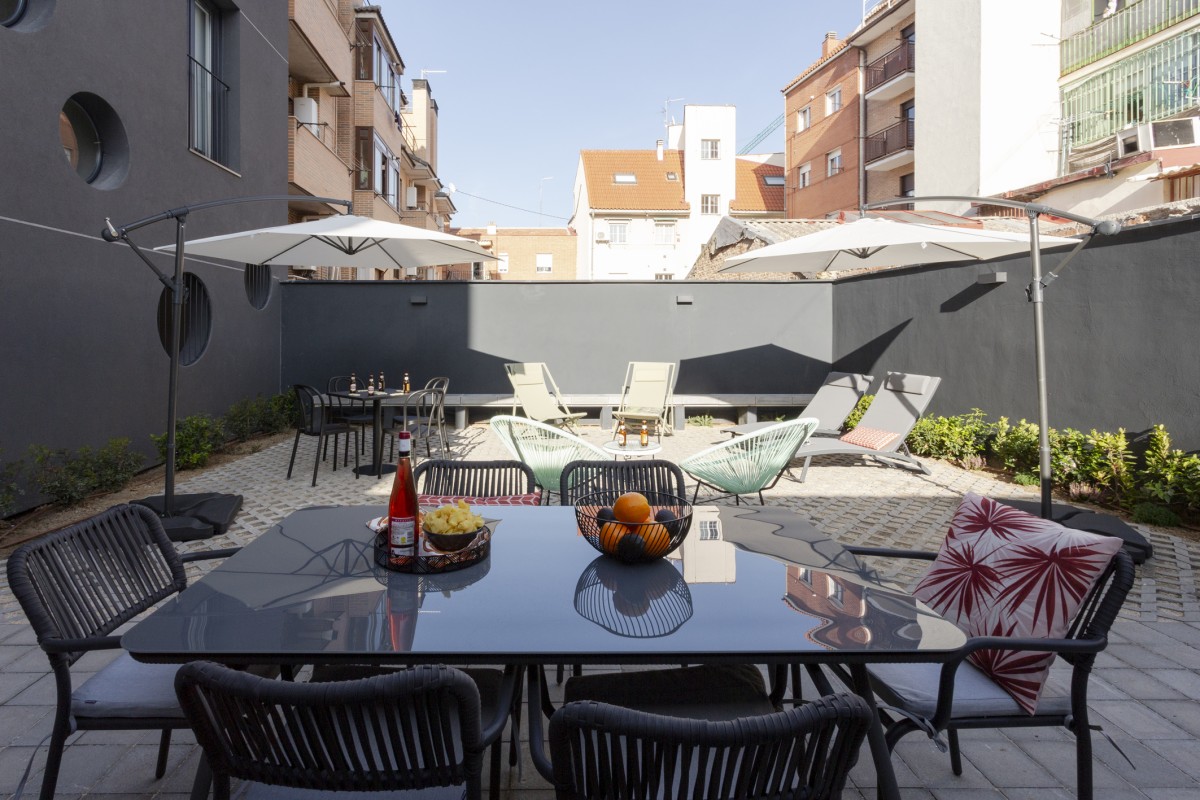 Terraza del edificio de coliving