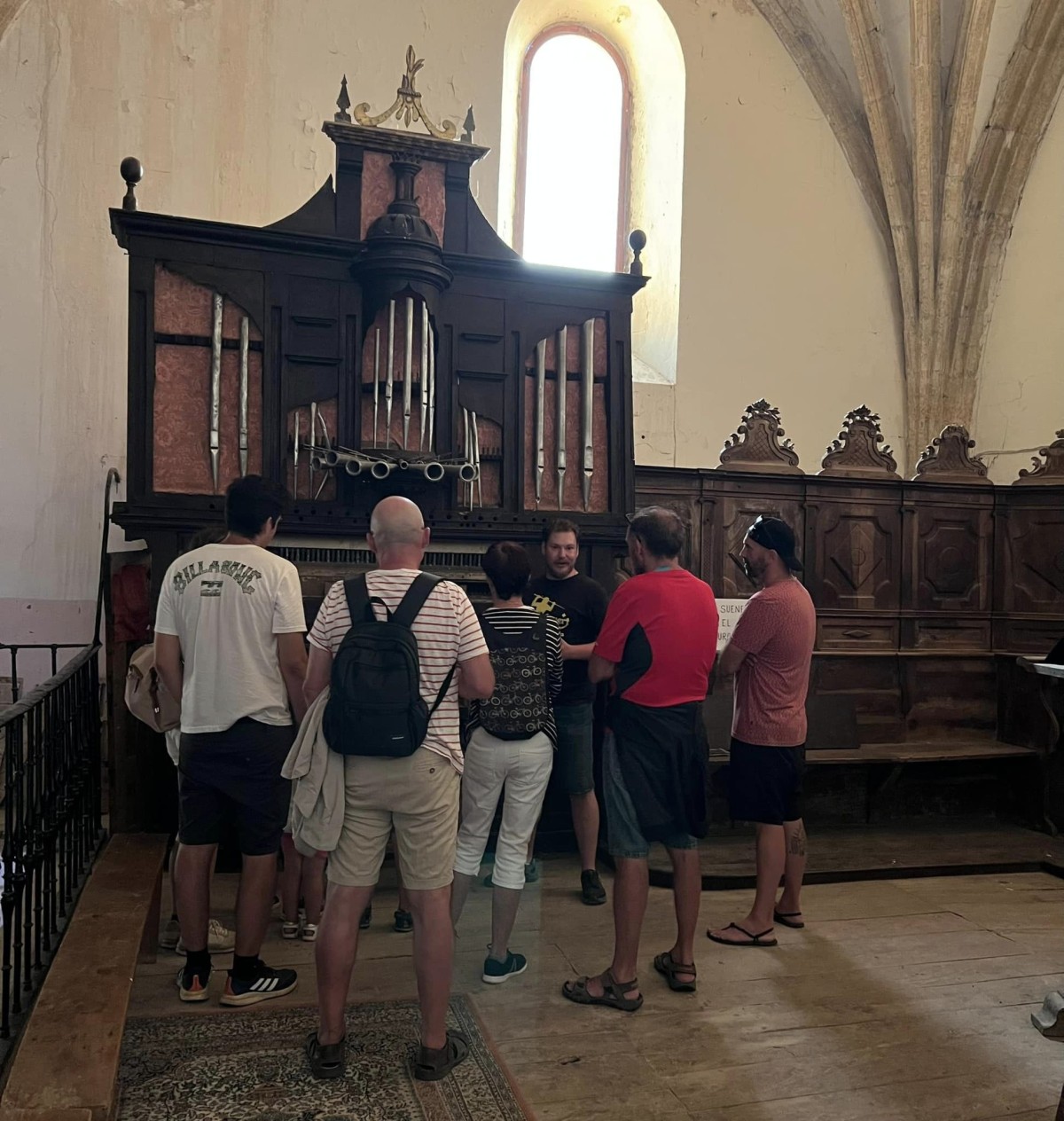 Visitantes a la iglesia