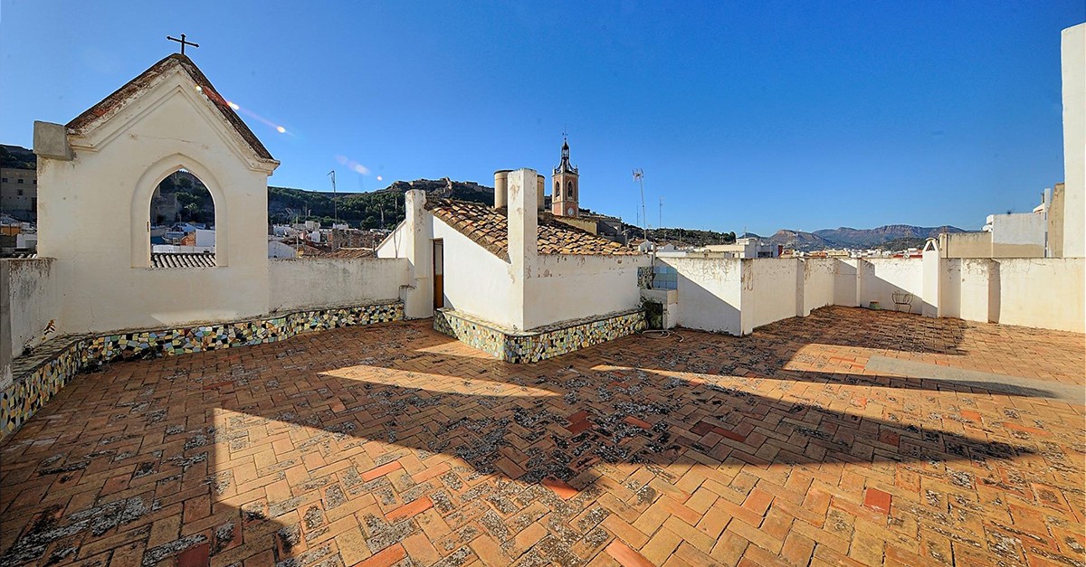En venta un antiguo colegio en el centro de Sagunto. Azotea