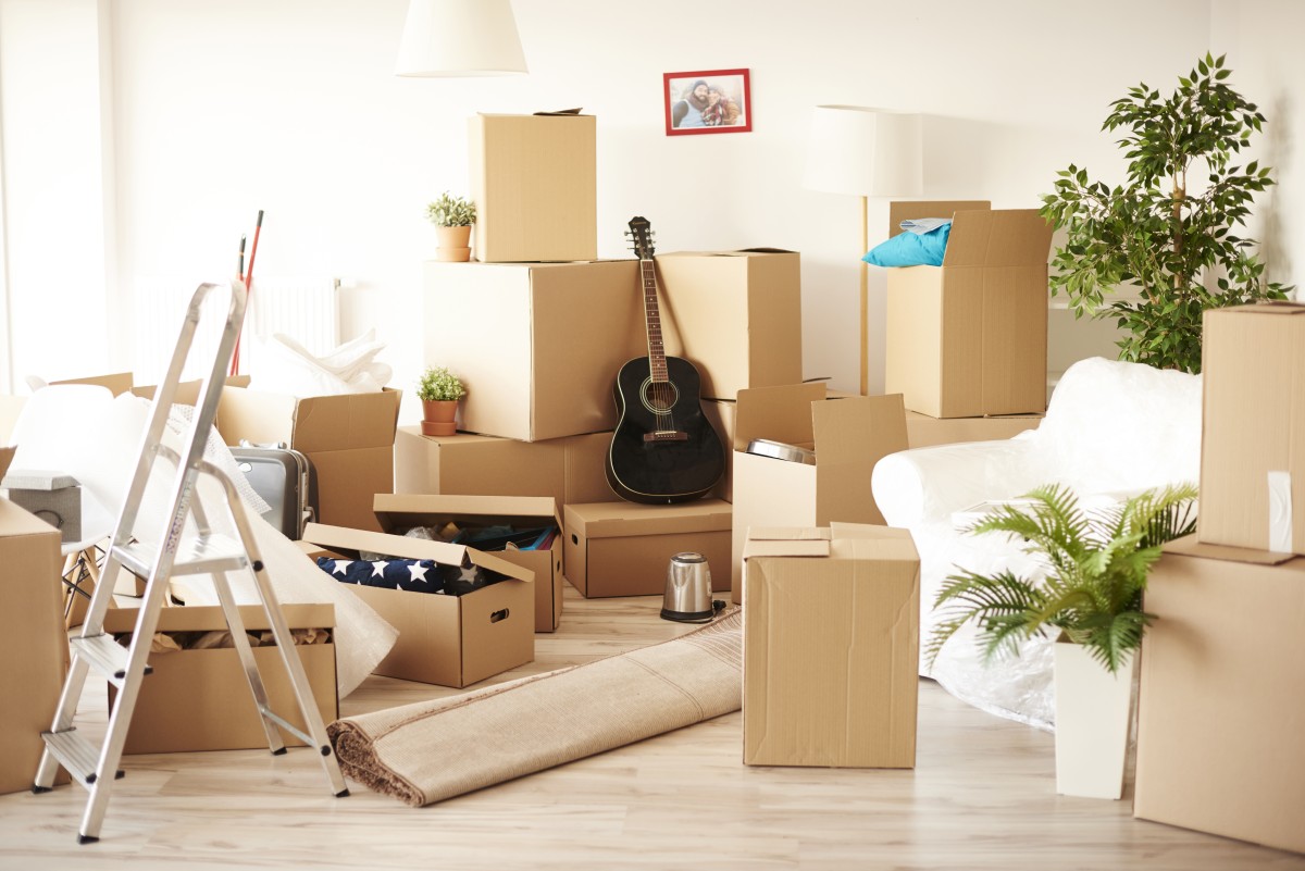 ¿Puedo quitar o cambiar los muebles de una vivienda alquilada?