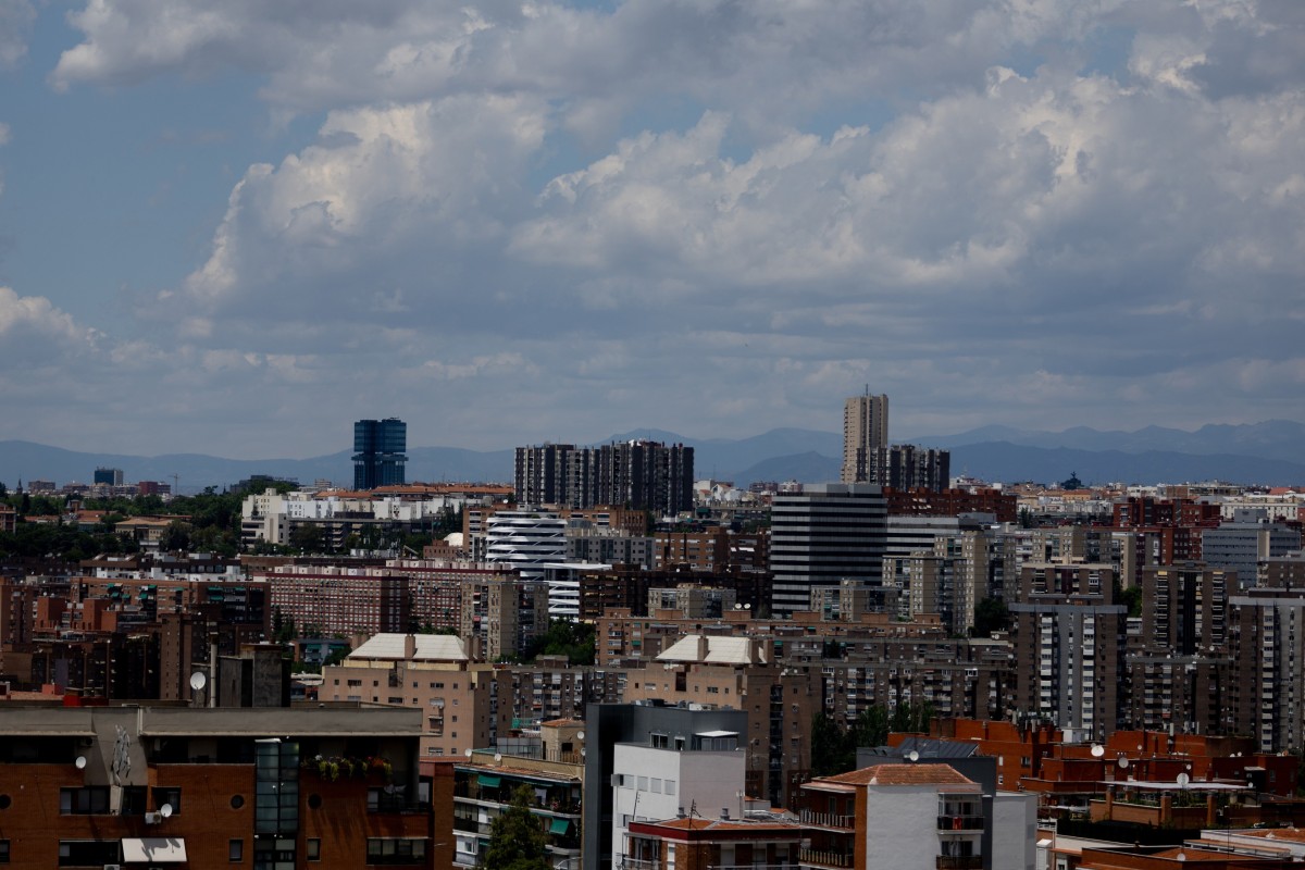 Vista de la ciudad de Madrid desde el parque de las Siete Tetas, en Madrid (España)
