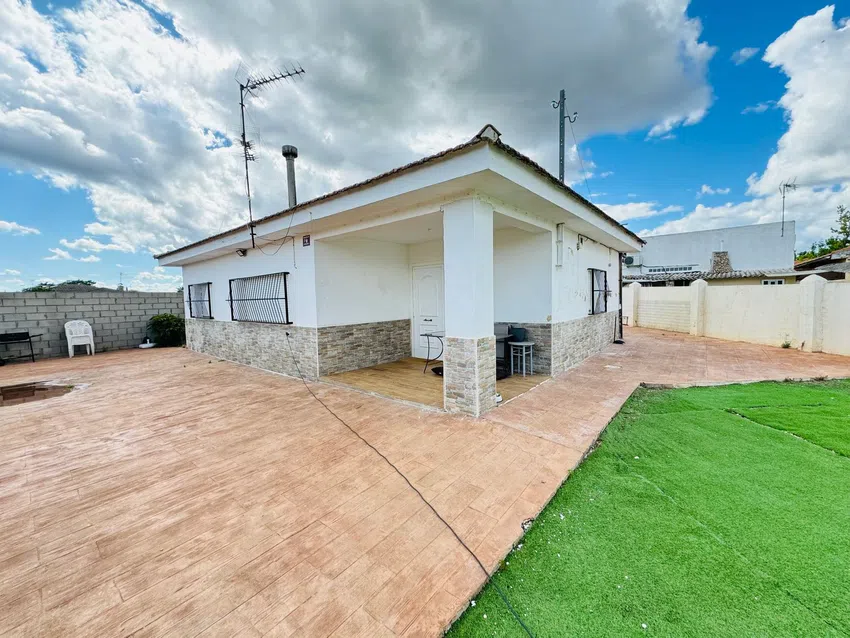 Chalet independiente en venta en Toledo