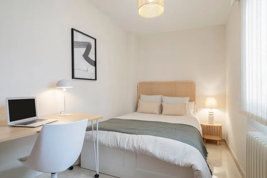 Room rental contract