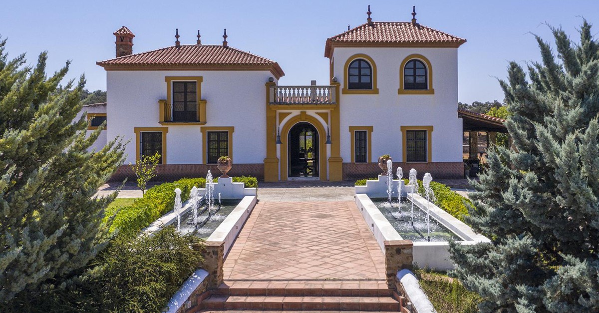 Farmhouse in the Sierra de Aracena Natural Park
