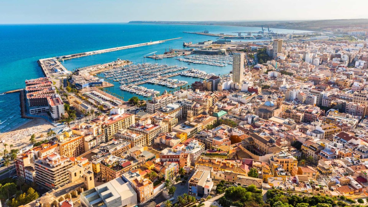 Living in Alicante, Spain