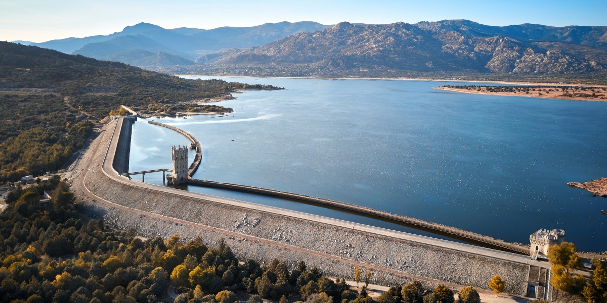 embalse santillana
