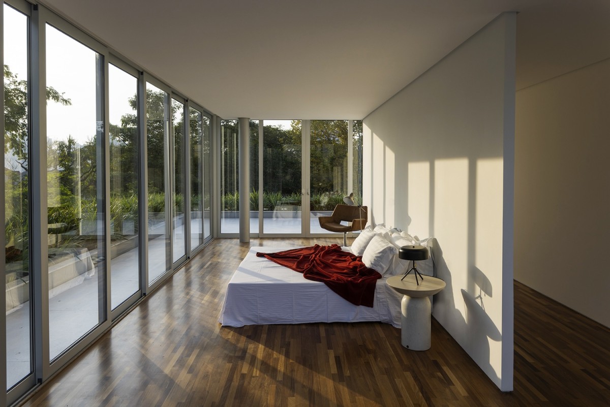 Dormitorio con vistas