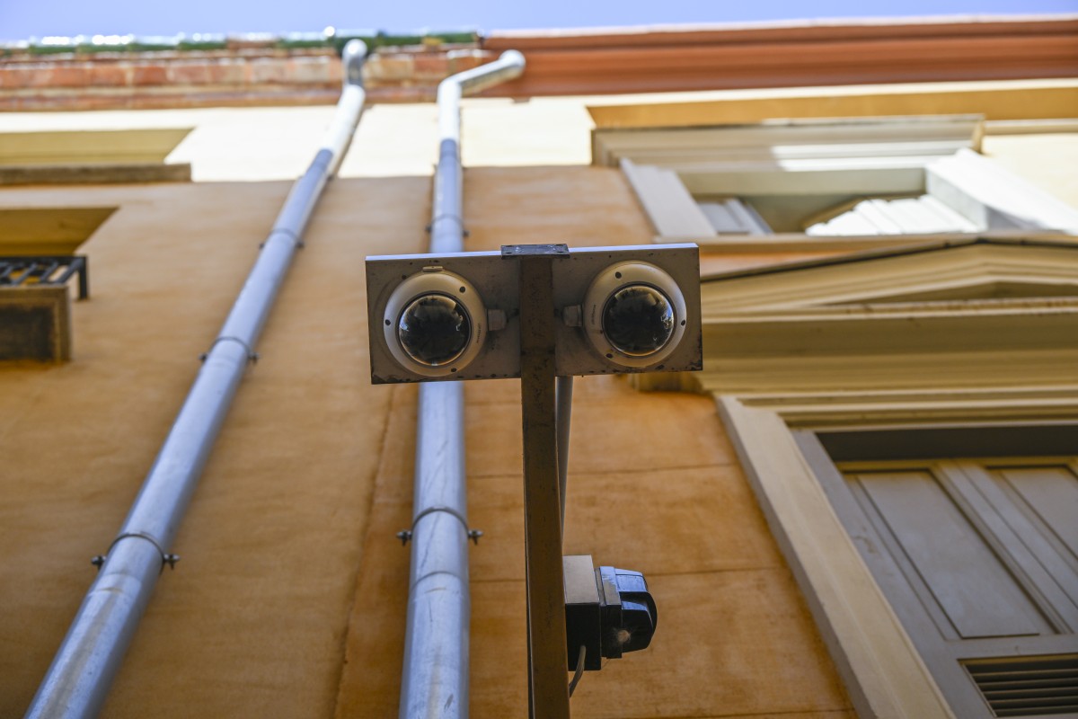 Cámaras de videovigilancia en una comunidad de propietarios