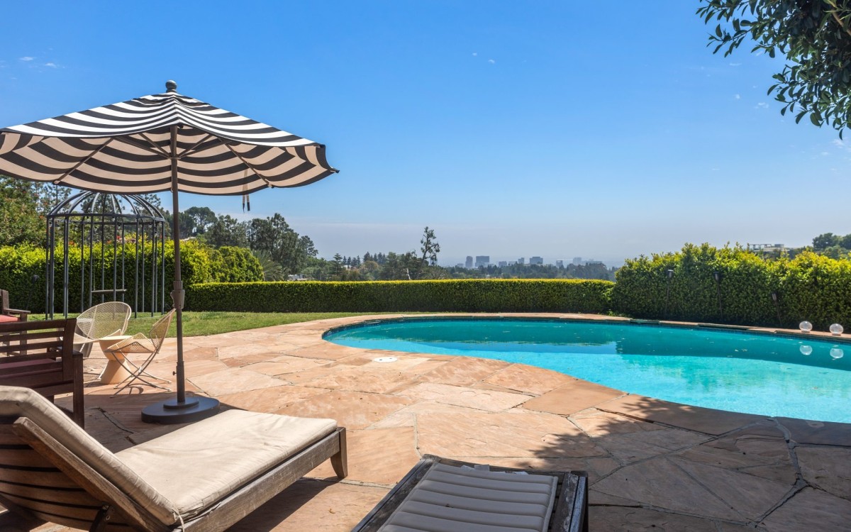 La casa donde vivió el actor Gene Wilder vuelve al mercado por casi 13 millones de dólares