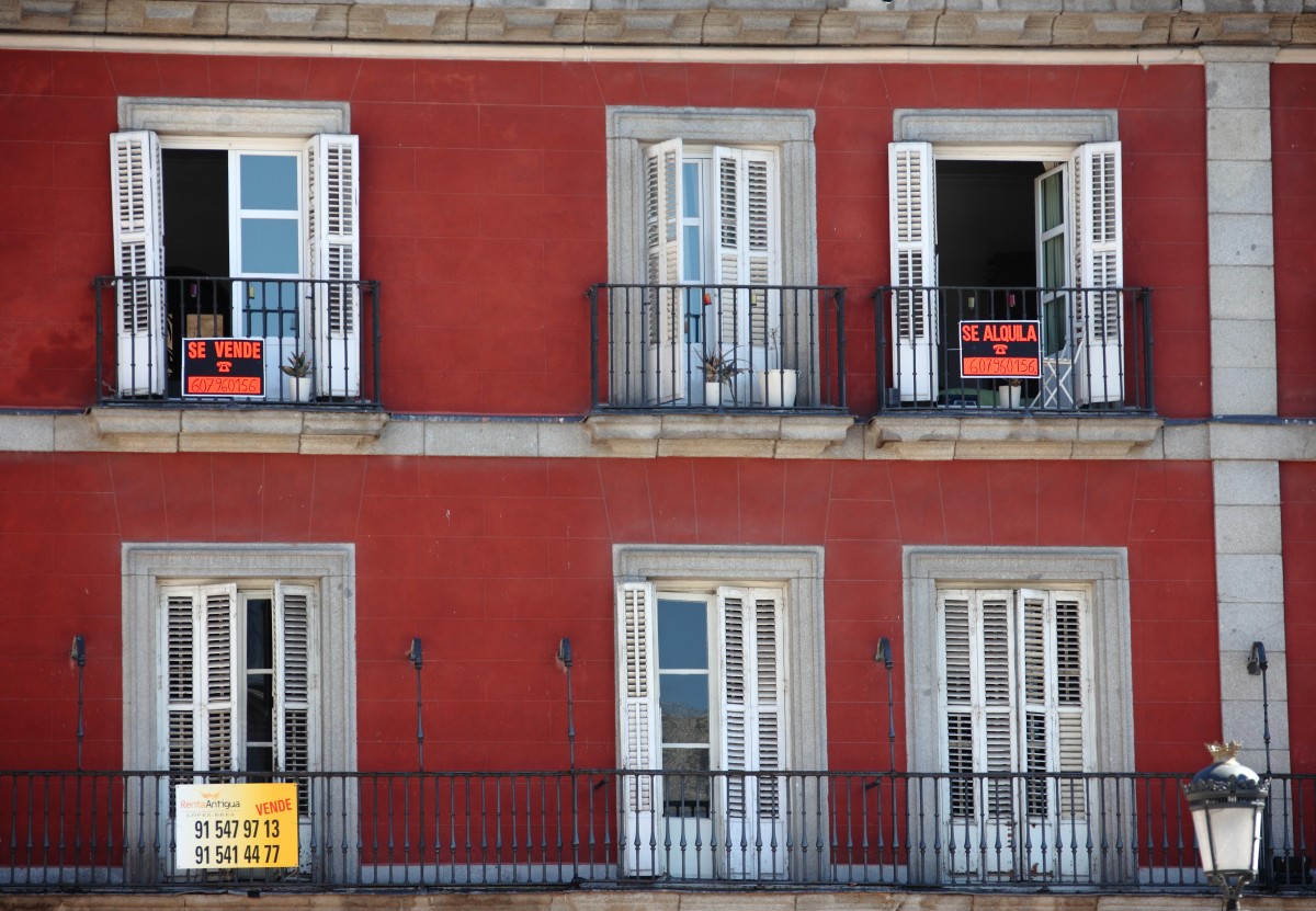 Carteles de venta y alquiler