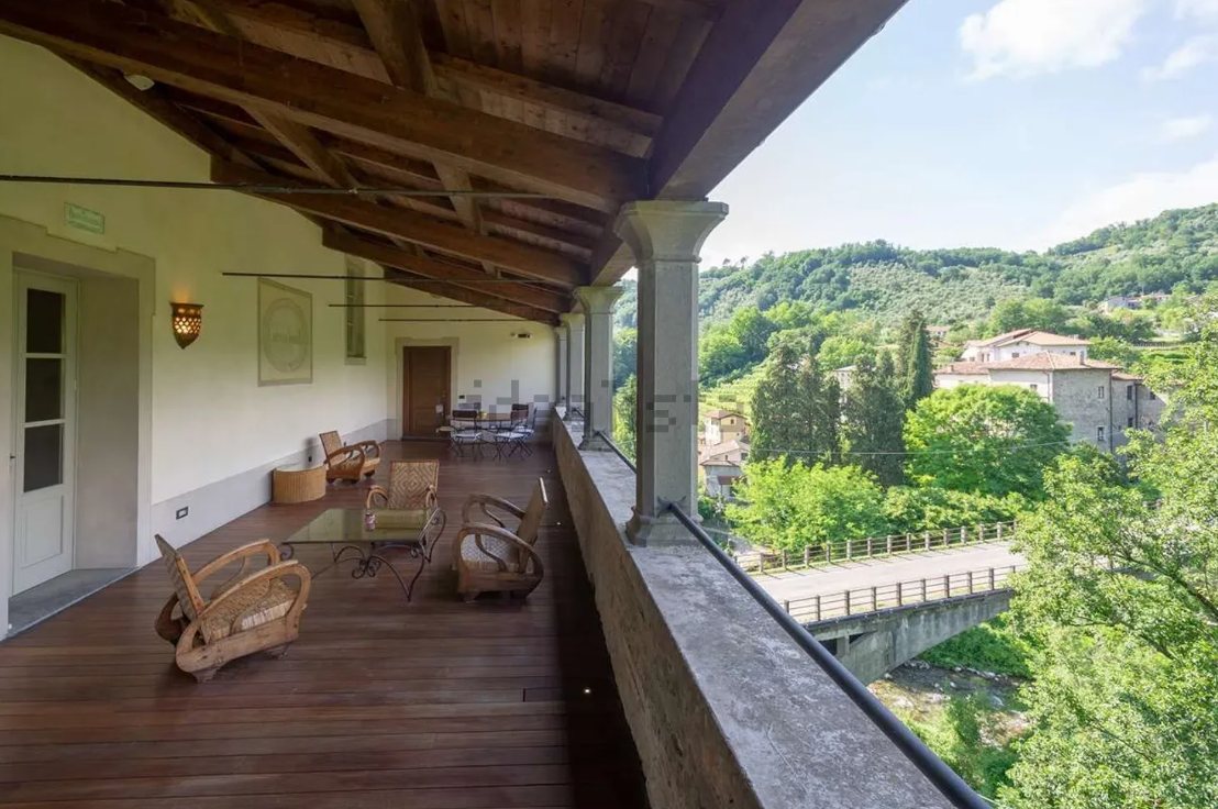 Castillo en Lunigiana (Italia)