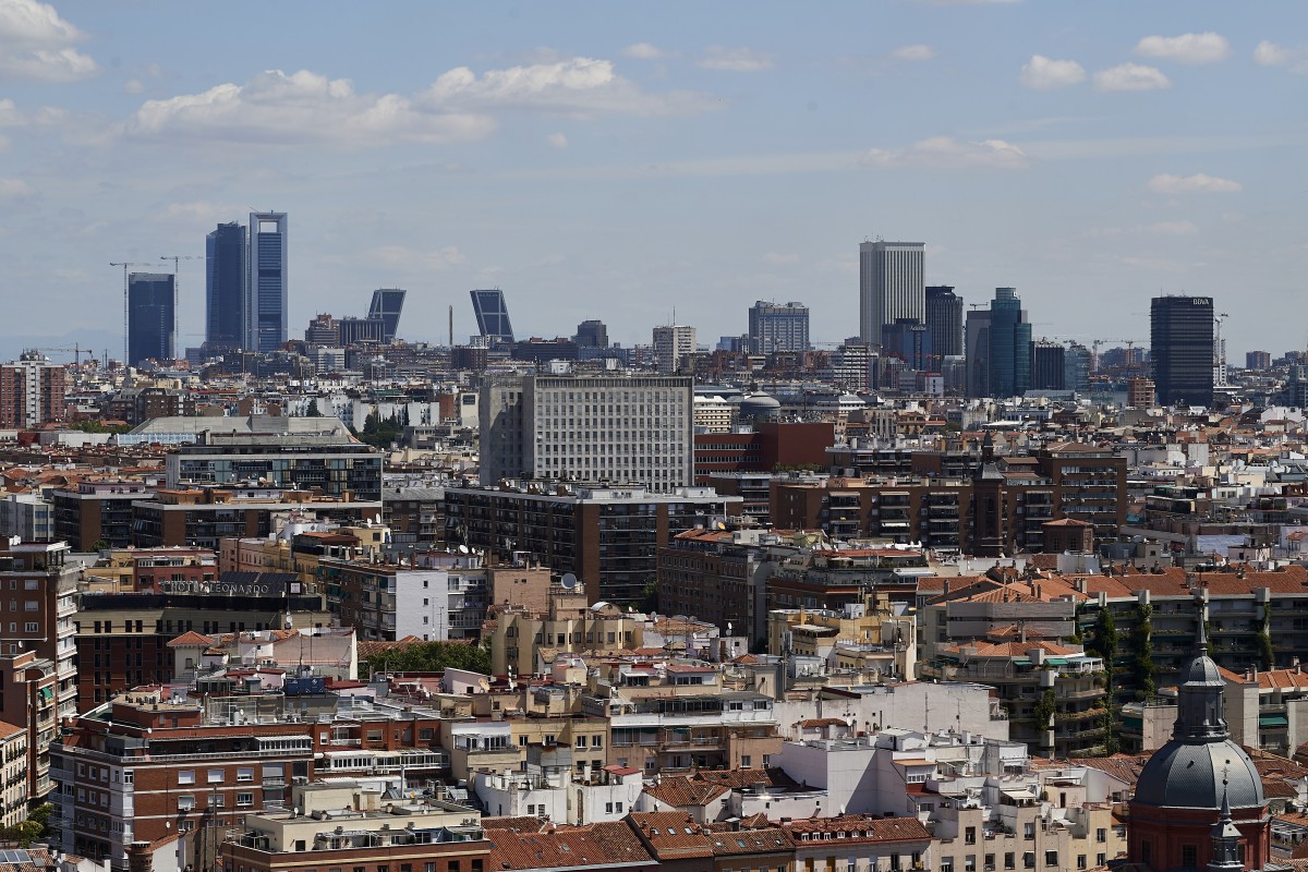 Madrid se encuentra lejos de una burbuja inmobiliaria, pero alcanza riesgo moderado 