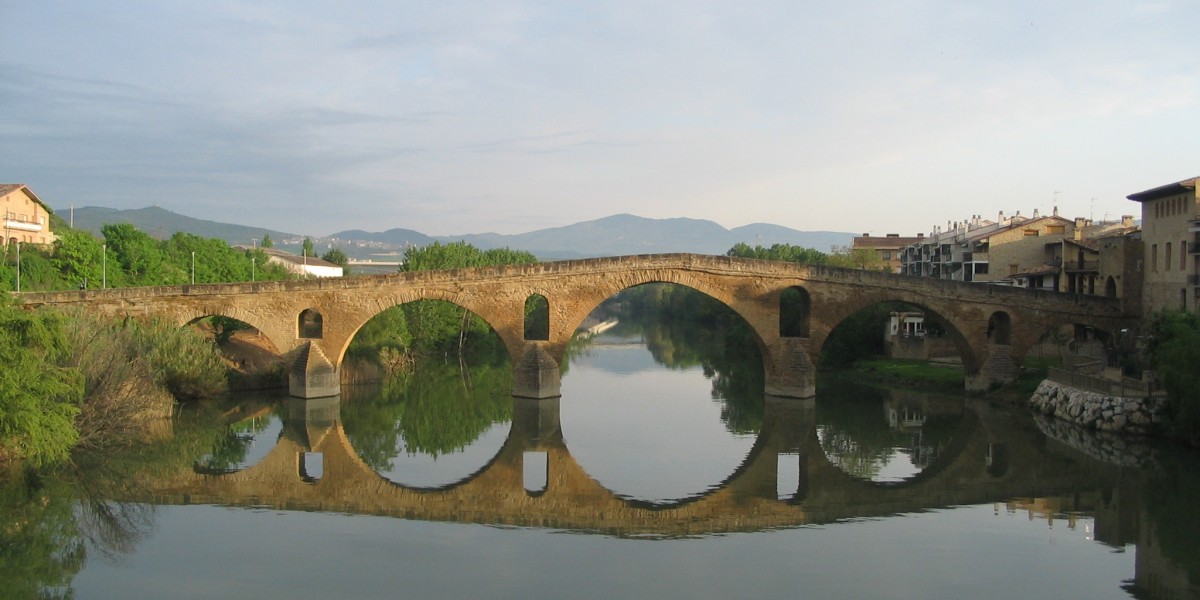 puente la reina
