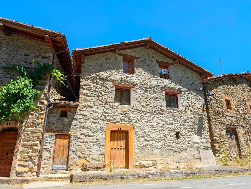 Chalet pareado en venta en La Rioja