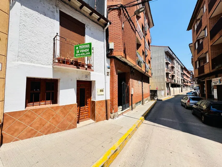 Chalet adosado en venta en Ávila