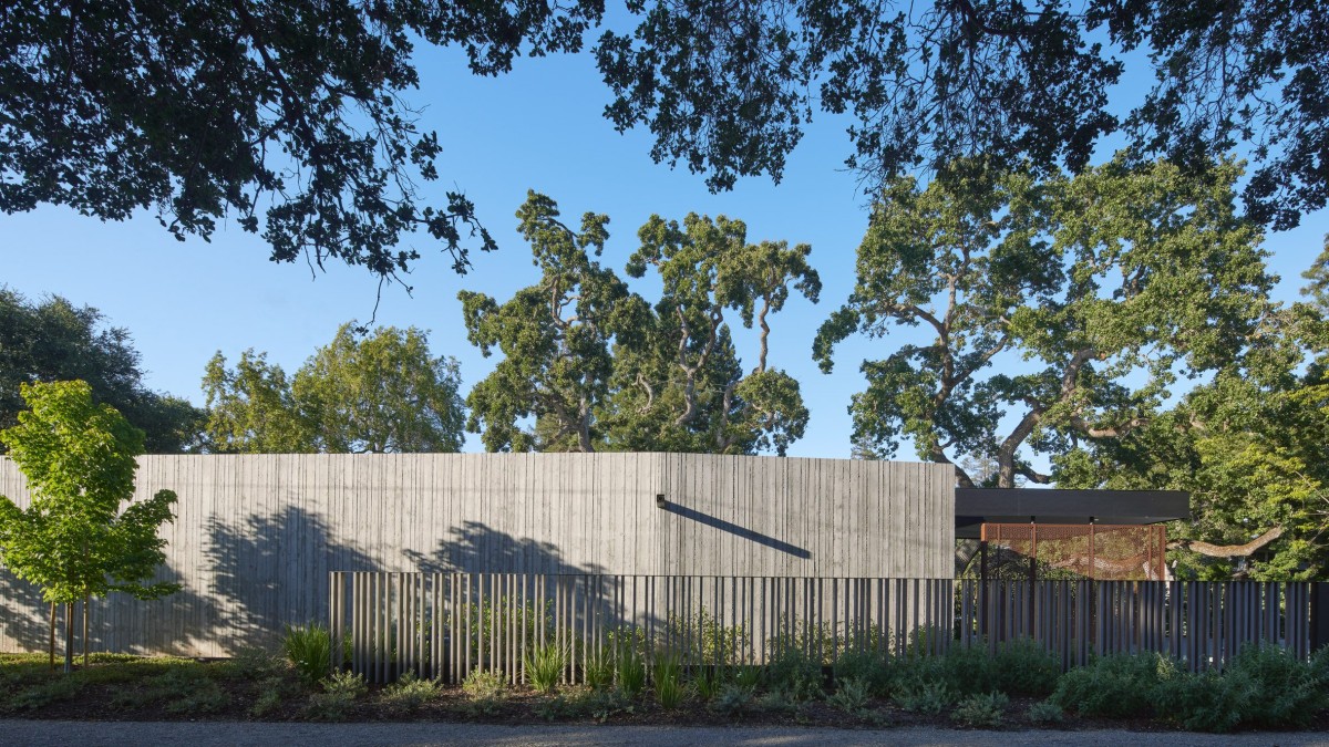 La Casa Modal está situada en la localidad de Menlo Park (California) y ha sido diseñada por Schwartz and Architecture.