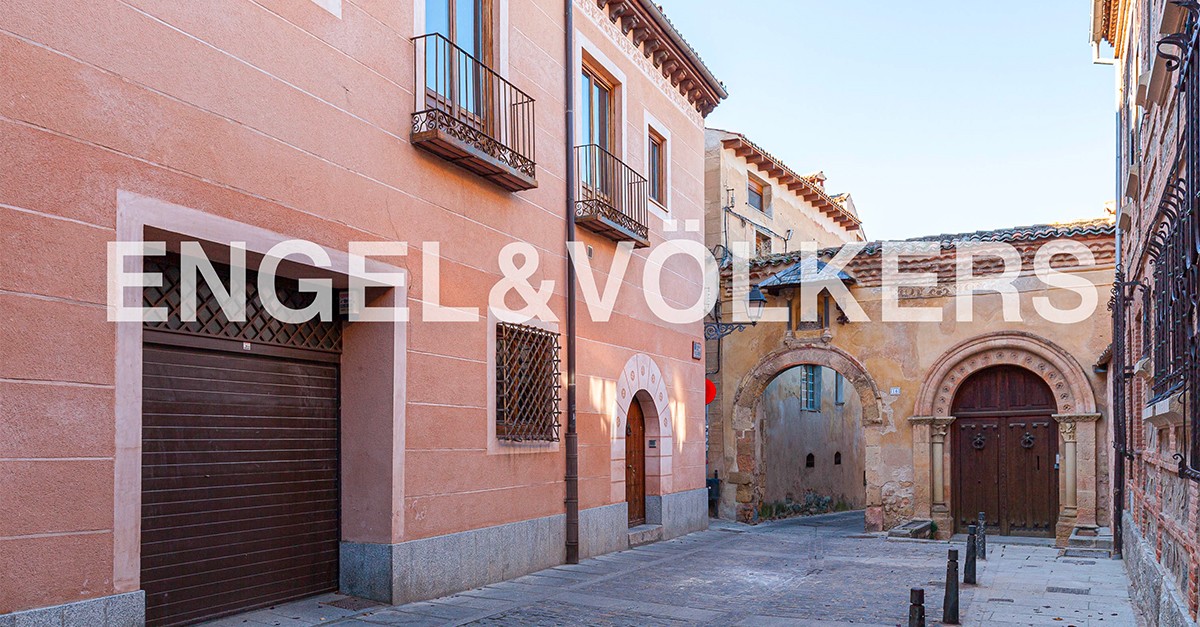 Casa vicino l'Acquedotto di Segovia