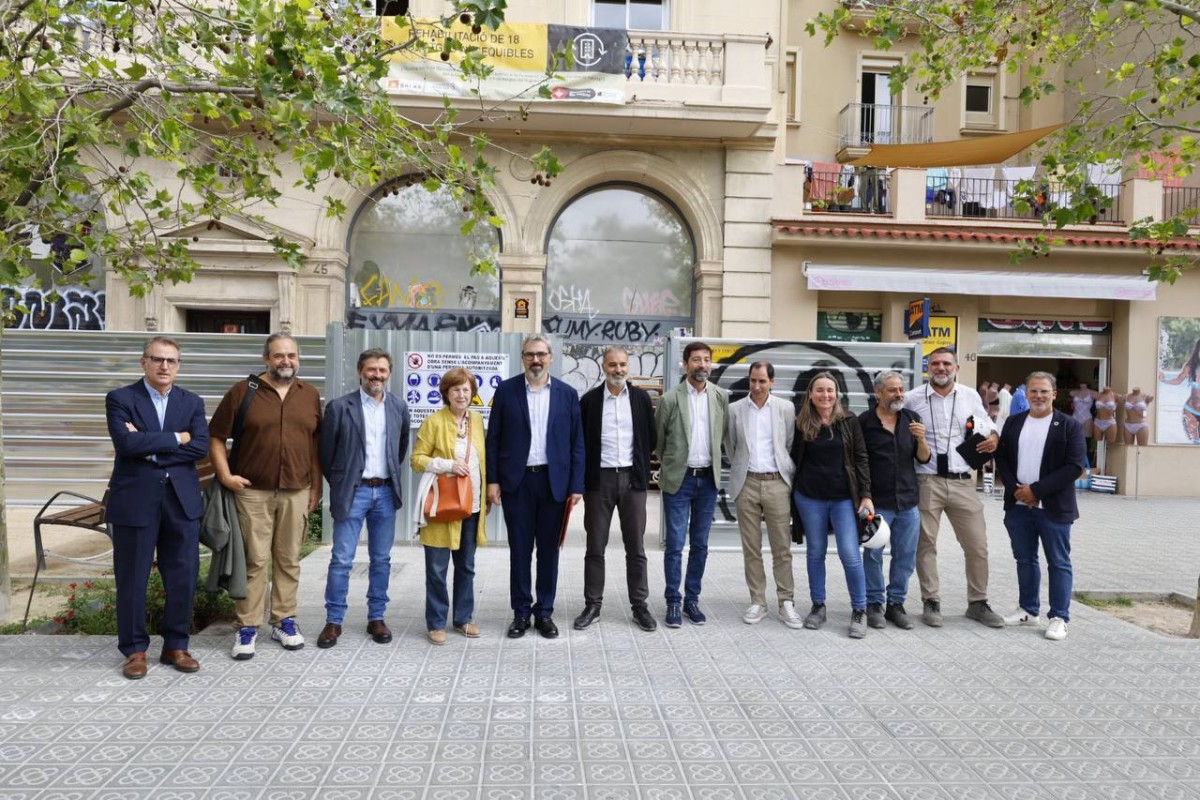 VPO a pie de playa: Collboni inicia la rehabilitación de 18 viviendas en la Barceloneta