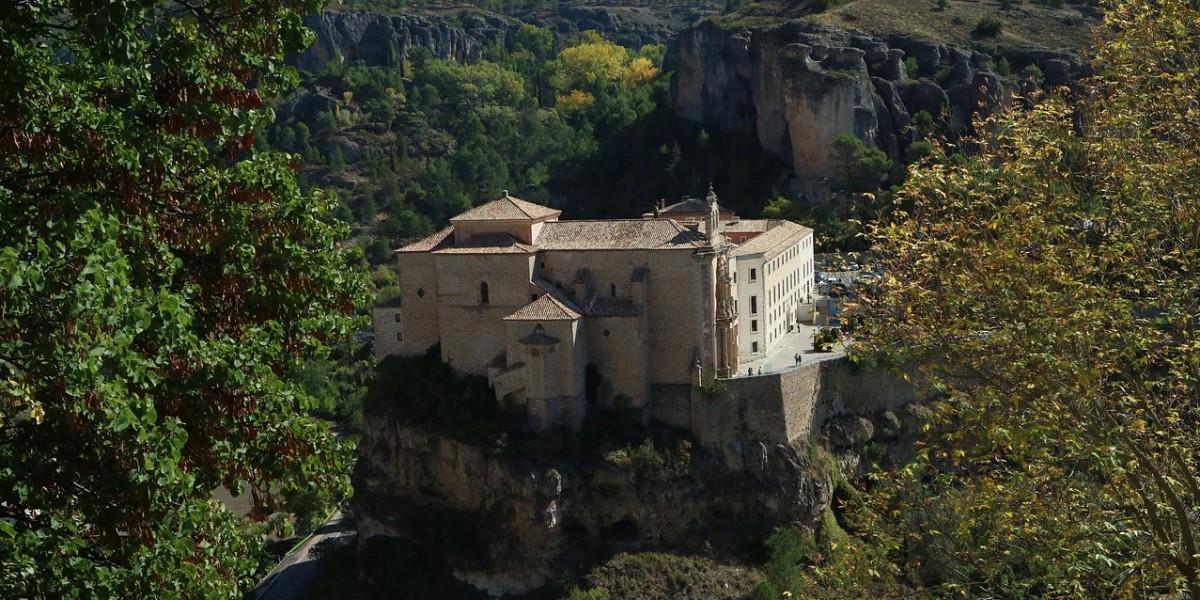 ucles