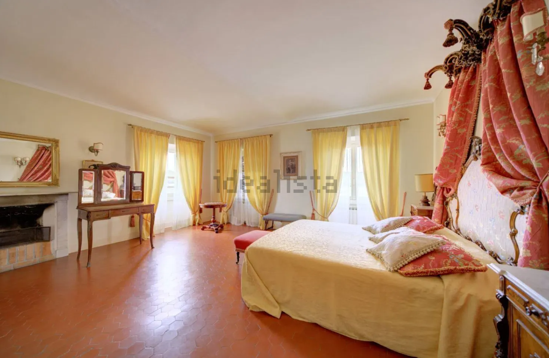 Castillo del siglo XVIII en Piamonte (Italia)