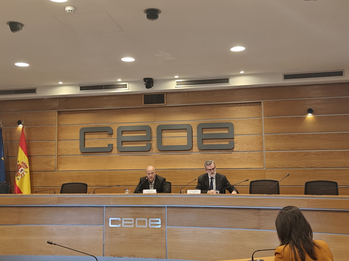 APCE y Colliers