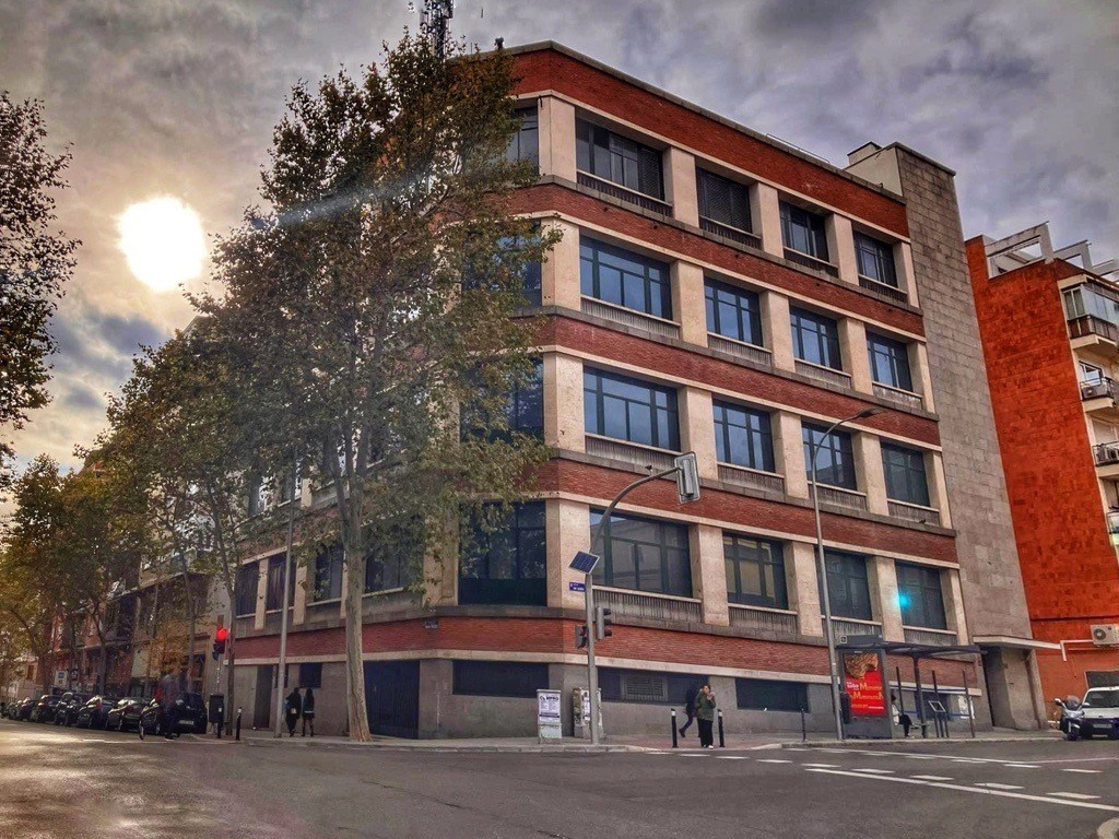 Bestinver adquiere un edificio industrial en Madrid para reconvertirlo en residencial Economía/Finanzas.- Bestinver adquiere un edificio industrial en Madrid para reconvertirlo en residencial.