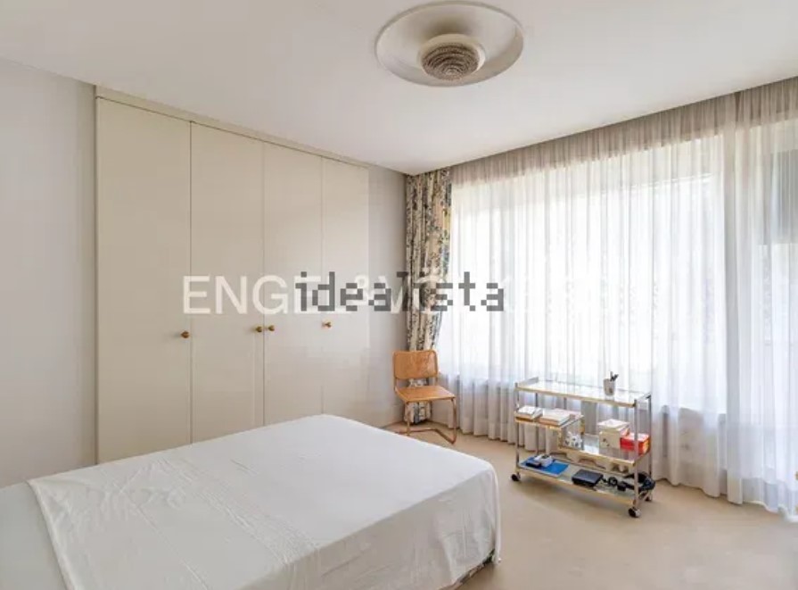 Casa di Raffaella Carrà, stanza da letto