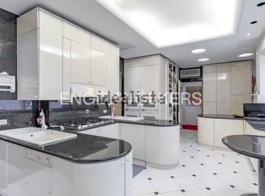 Casa di Raffaella Carrà, cucina