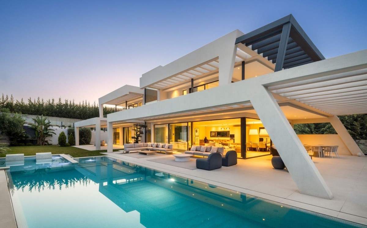 Luxury villa for sale in Marbella