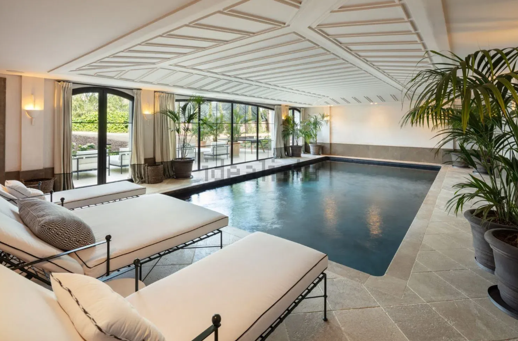 Marbella Mansions