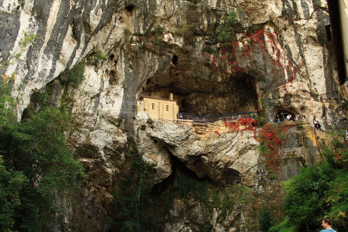 Cueva de Covadonga