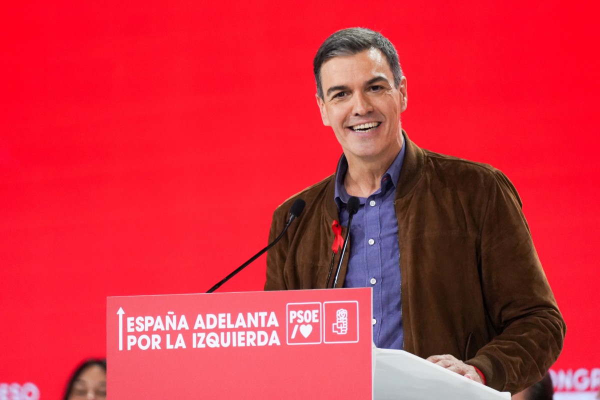 Archivo - El Presidente del Gobierno, Pedro Sánchez, durante la clausura del 41º Congreso Federal del PSOE en el Palacio de Congresos y Exposiciones. A 1 de diciembre de 2024, en Sevilla, Andalucía (España). 