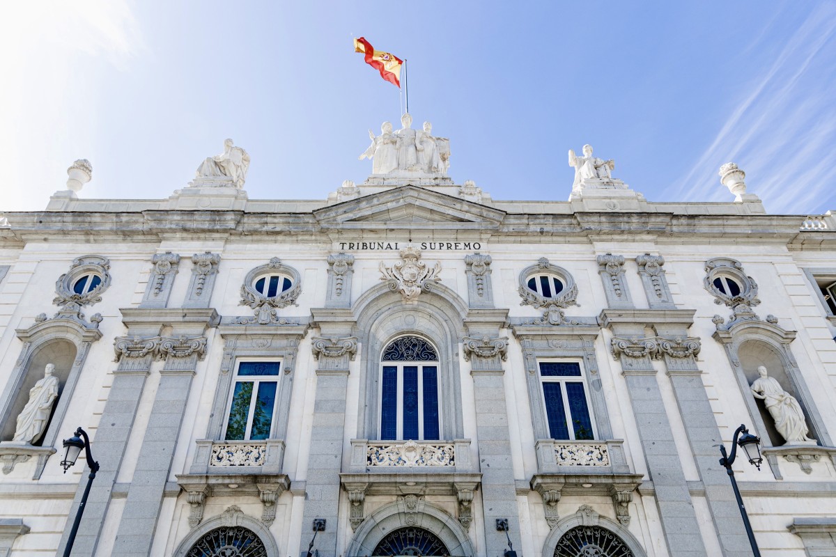 El Supremo reitera que la suspensión de un desahucio por motivos de vulnerabilidad es "transitoria" Archivo - El Tribunal Supremo en la Plaza de la Villa de París, a 8 de abril de 2024, en Madrid (España).