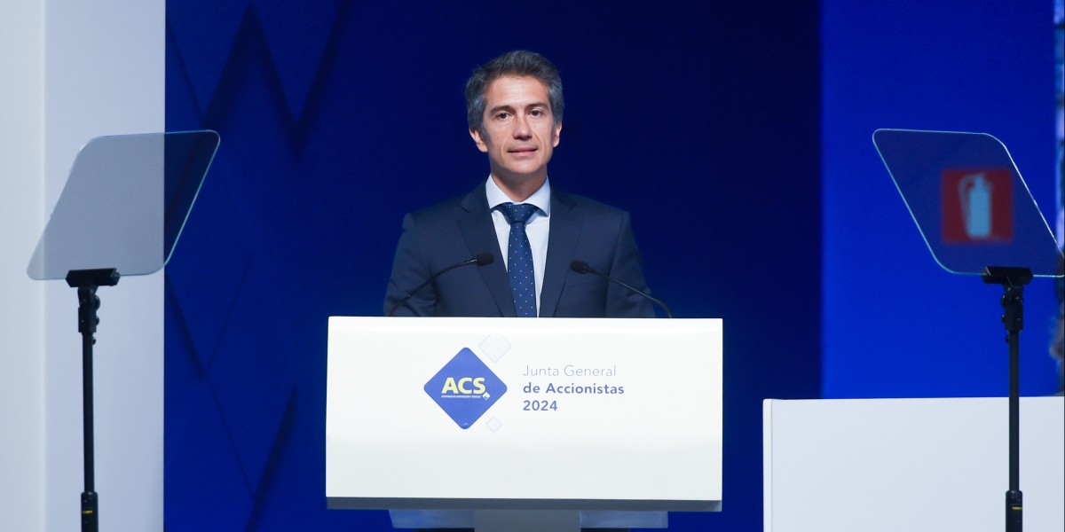 ACS suma una inversión de 12.000 millones de euros en suelo en España para levantar y operar centros de datos Archivo - El consejero delegado de ACS, Juan Santamaría