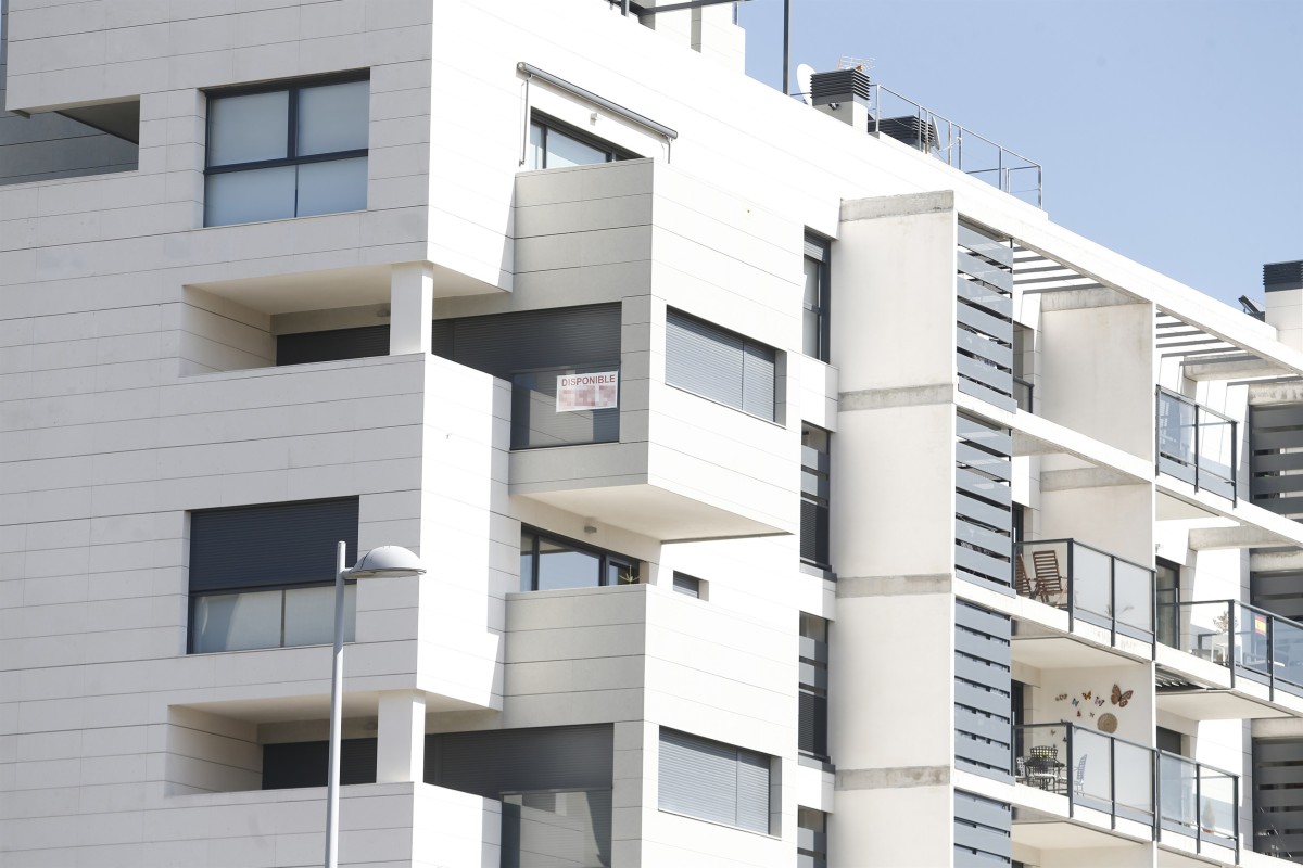 La nueva comisión de la Eurocámara sobre Crisis de Vivienda contará con cinco eurodiputados españoles Archivo - Piso, pisos, vivienda, viviendas, casa, casas, alquiler, compra, hipoteca, hipotecas, euribor, construcción