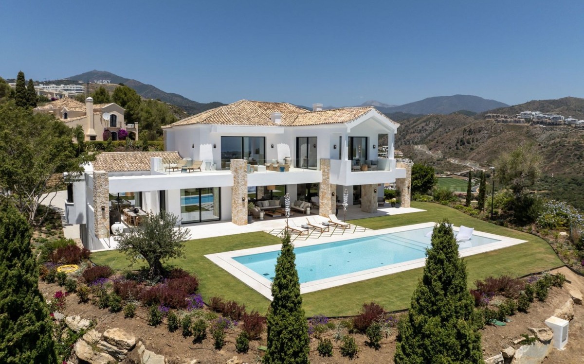 Luxury home buyers guide