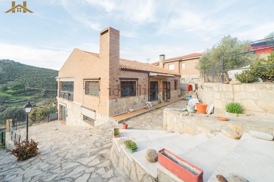Casas en venta en Robledo de Chavela