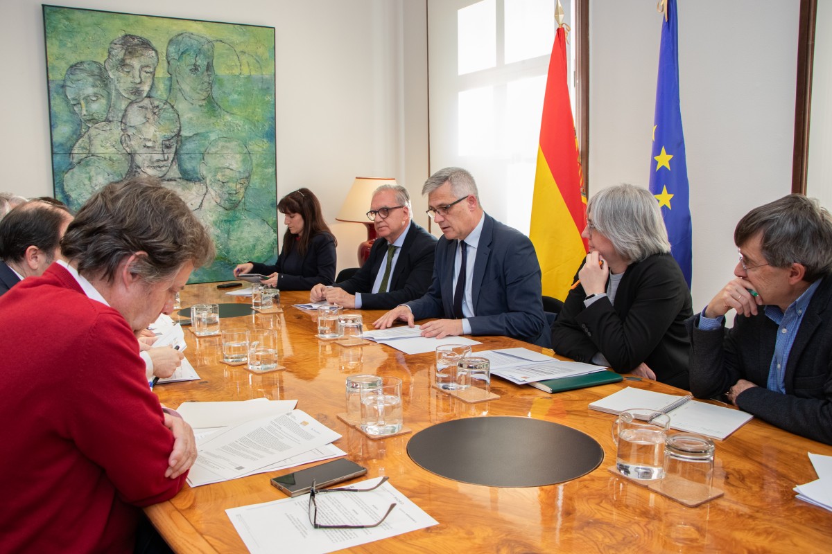 Ayuntamiento y Ministerio firman el soterramiento del segundo tramo de A-5 para llegar hasta la avenida de la Aviación