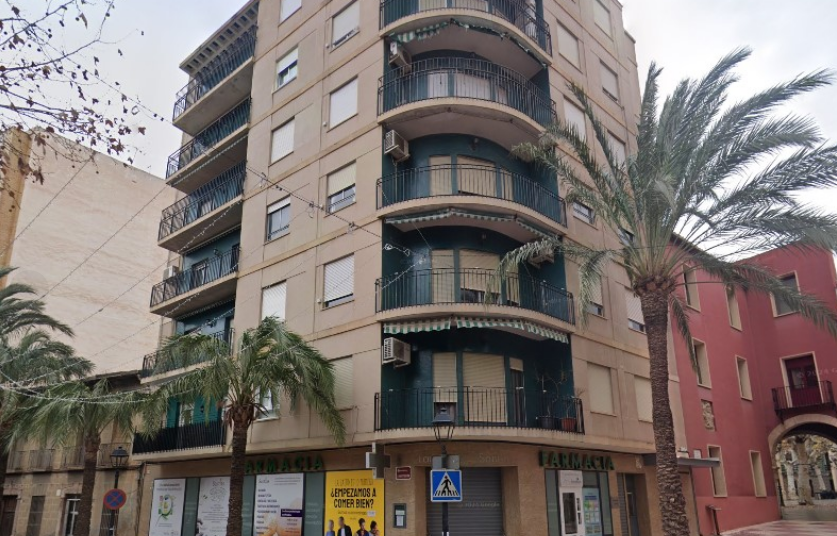 Vivienda subastada en un edificio en Aspe (Alicante)